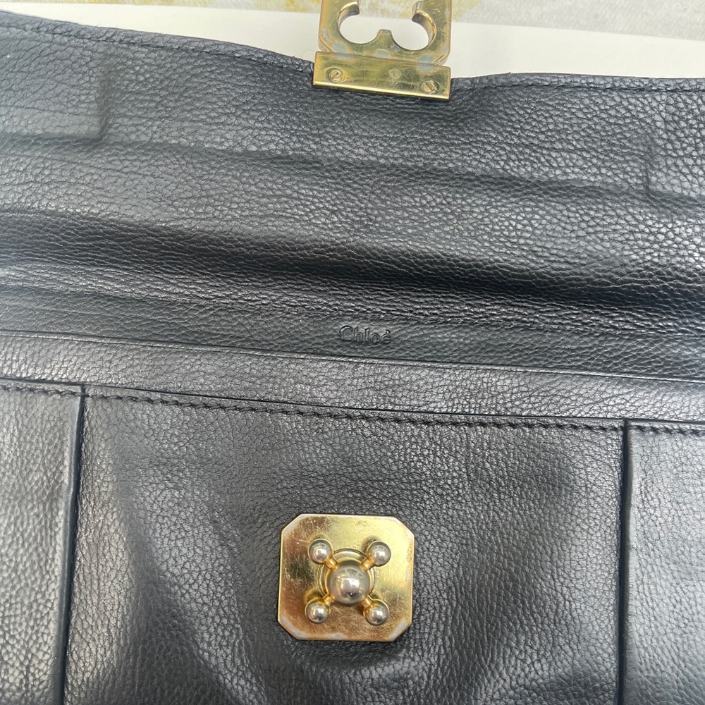 Chloe Elise Long Twist Lock Black and Gold Leather Wallet - Picture 3 of 16